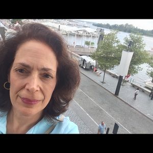 Meet your Posher, Patricia